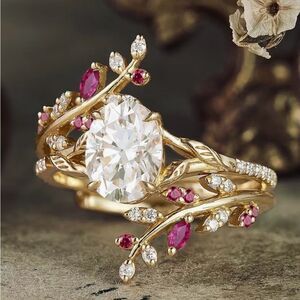 🩷 NEW Elegant Gold and Ruby Red Gemstone Ring Set Size 8 🩷